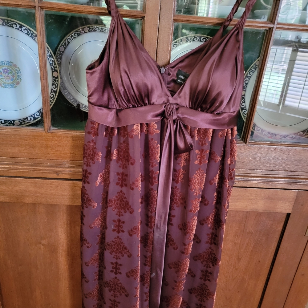 Max and Cleo mahogany dress with velvet patchwork. Size 6.